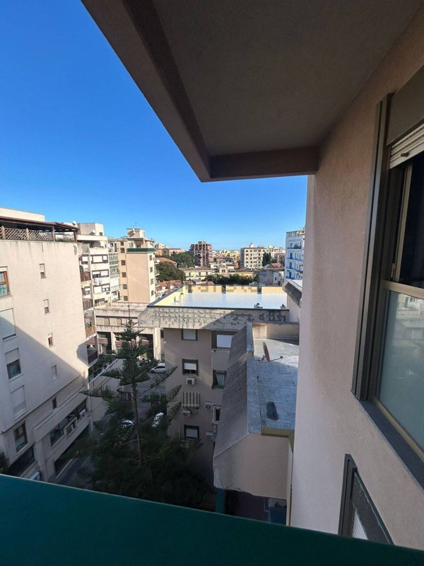 appartamento in vendita a Palermo in zona Zisa