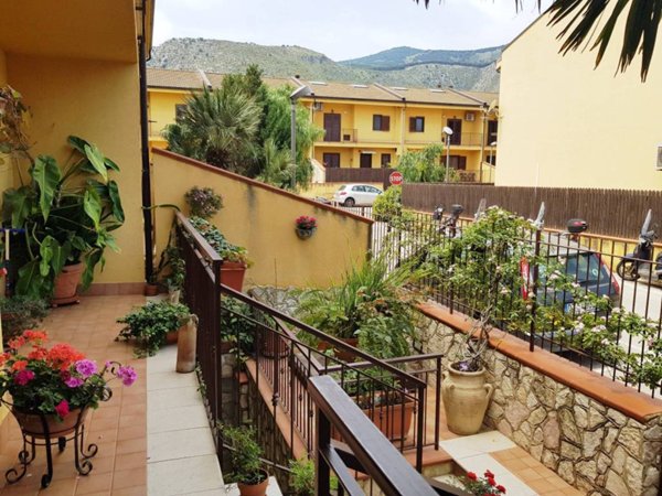 casa indipendente in vendita a Palermo in zona Pallavicino