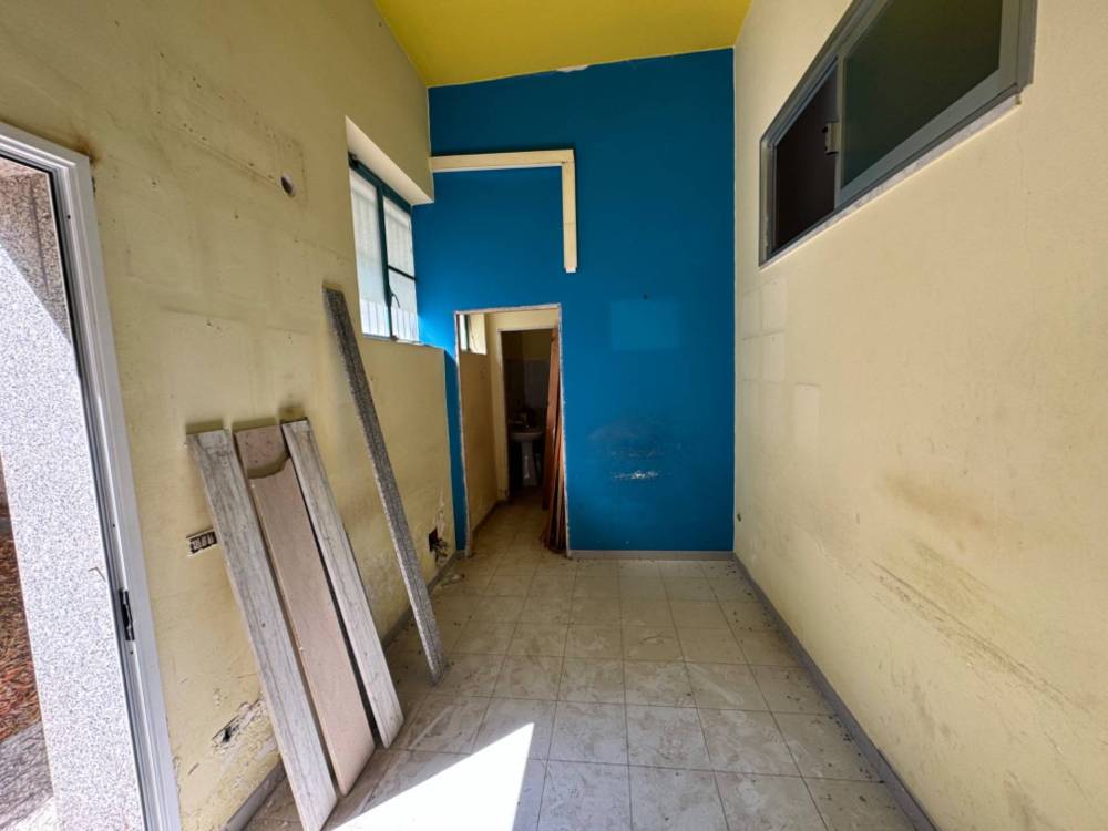 ufficio in vendita a Palermo in zona Noce