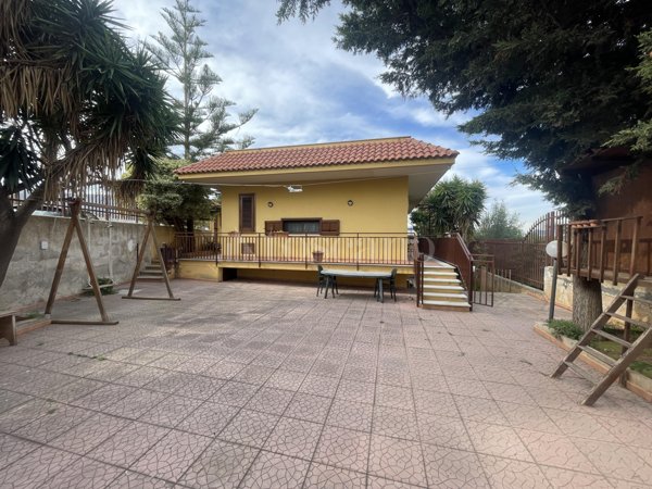 casa indipendente in vendita a Palermo