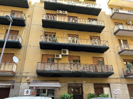 appartamento in vendita a Palermo in zona Libertà