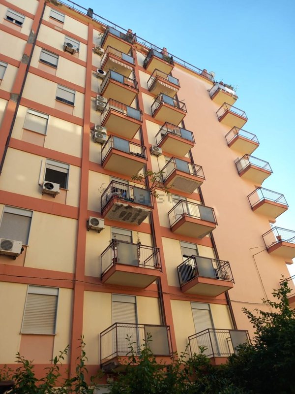 appartamento in vendita a Palermo in zona Oreto