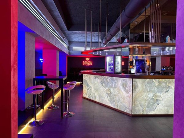 negozio in vendita a Palermo in zona Politeama