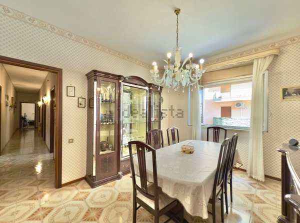 appartamento in vendita a Palermo in zona Malaspina/Palagonia