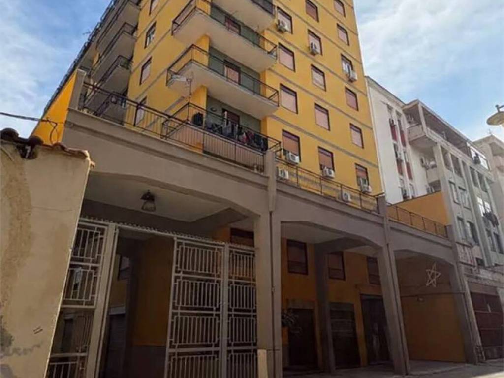appartamento in vendita a Palermo in zona Oreto