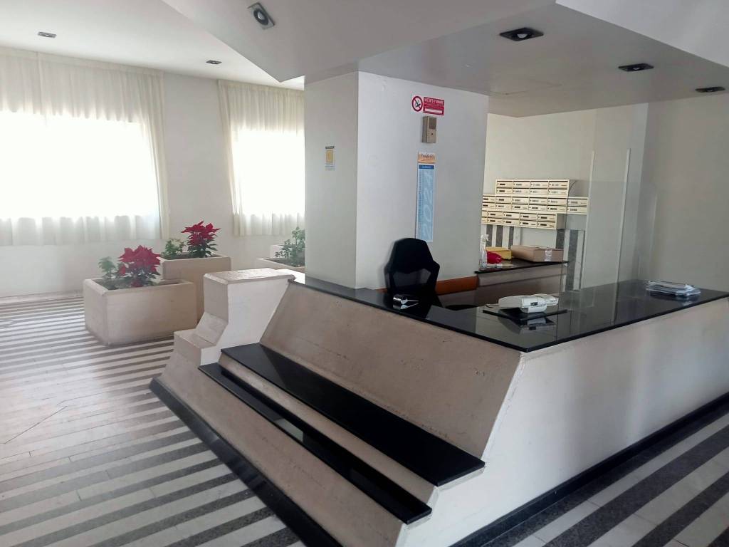 ufficio in vendita a Palermo in zona Libertà