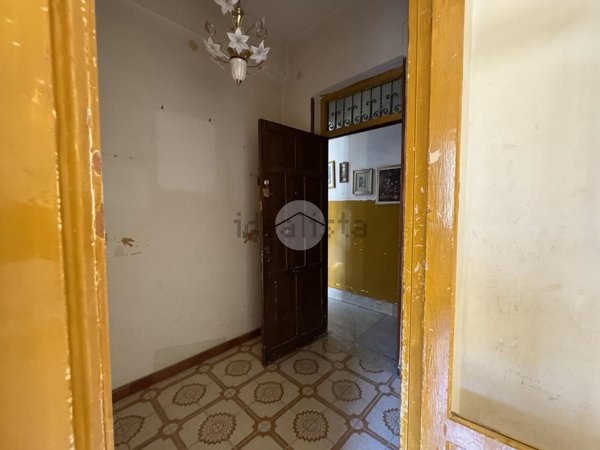 appartamento in vendita a Palermo in zona Zisa