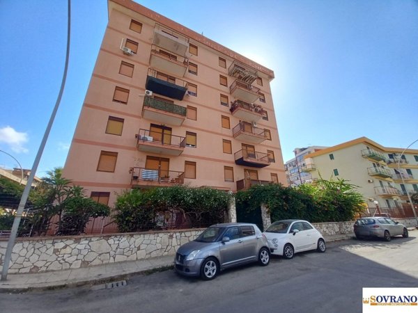 appartamento in vendita a Palermo in zona Brancaccio