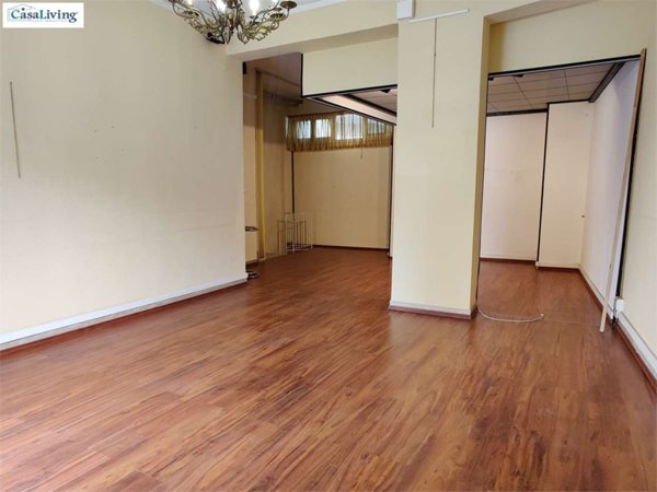 locale commerciale in vendita a Palermo in zona Montepellegrino