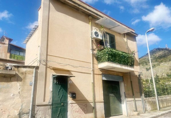 casa indipendente in vendita a Palermo