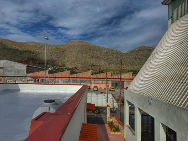 casa indipendente in vendita a Palermo in zona Partanna