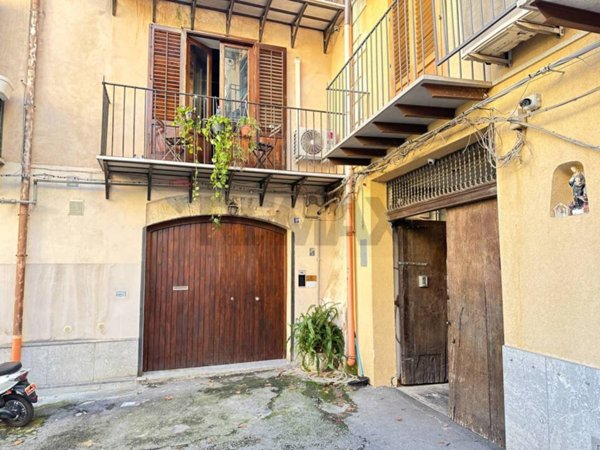 appartamento in vendita a Palermo in zona Centro storico