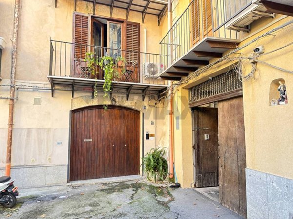 appartamento in vendita a Palermo in zona Centro storico