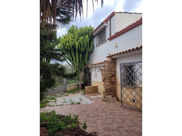 casa indipendente in vendita a Palermo in zona Pallavicino