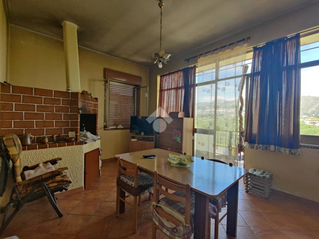 appartamento in vendita a Palermo in zona Villagrazia/Falsomiele