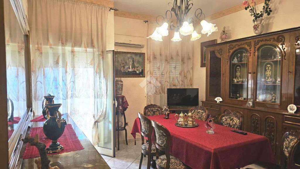 appartamento in vendita a Palermo in zona Montegrappa / Santa Rosalia