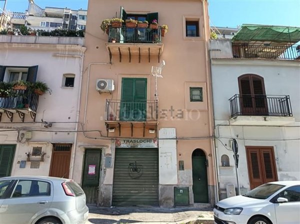 locale di sgombero in vendita a Palermo in zona Resuttana