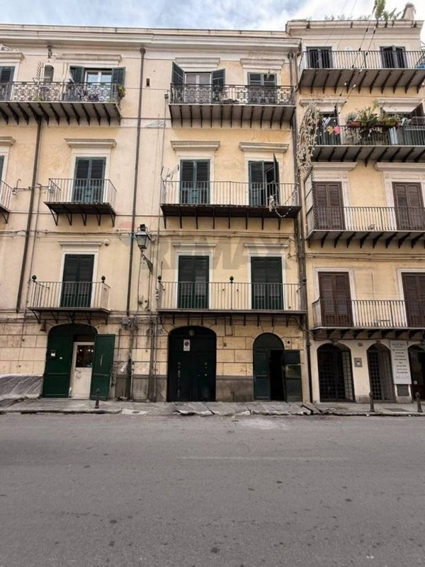 appartamento in vendita a Palermo in zona Centro storico