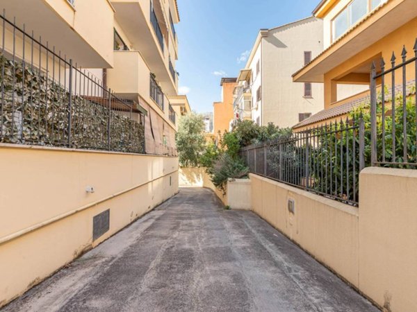 appartamento in vendita a Palermo in zona Pallavicino