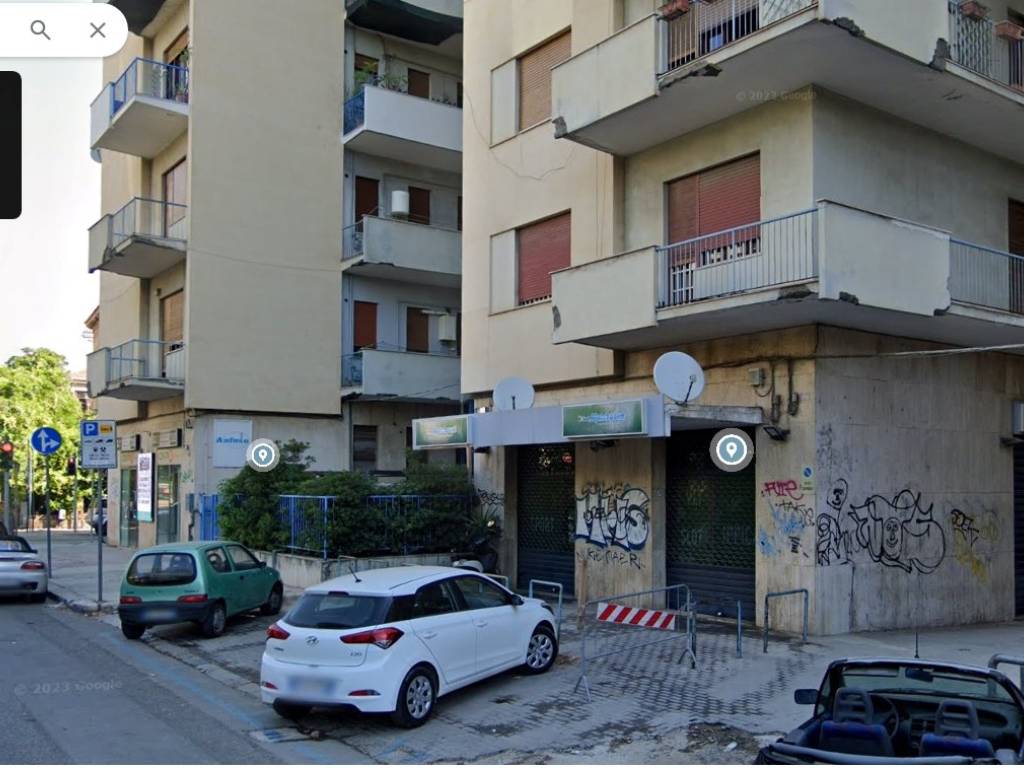negozio in vendita a Palermo in zona Libertà
