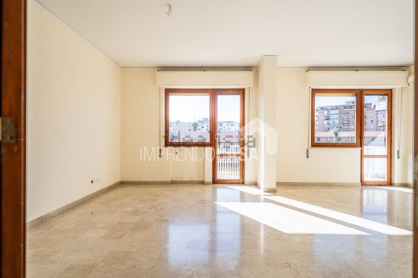 appartamento in vendita a Palermo in zona Politeama