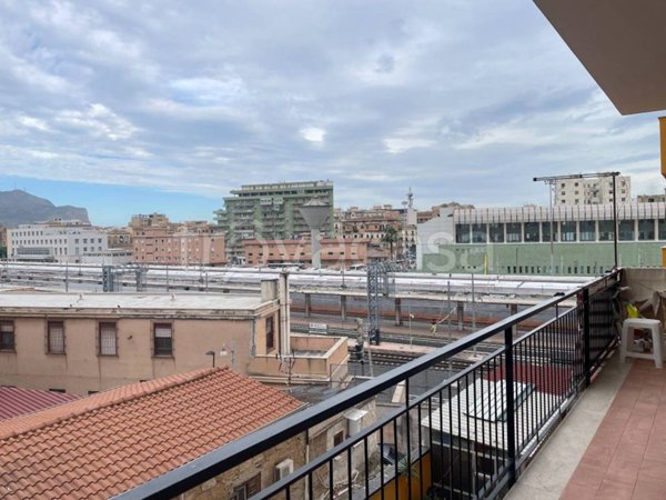 appartamento in vendita a Palermo in zona Oreto