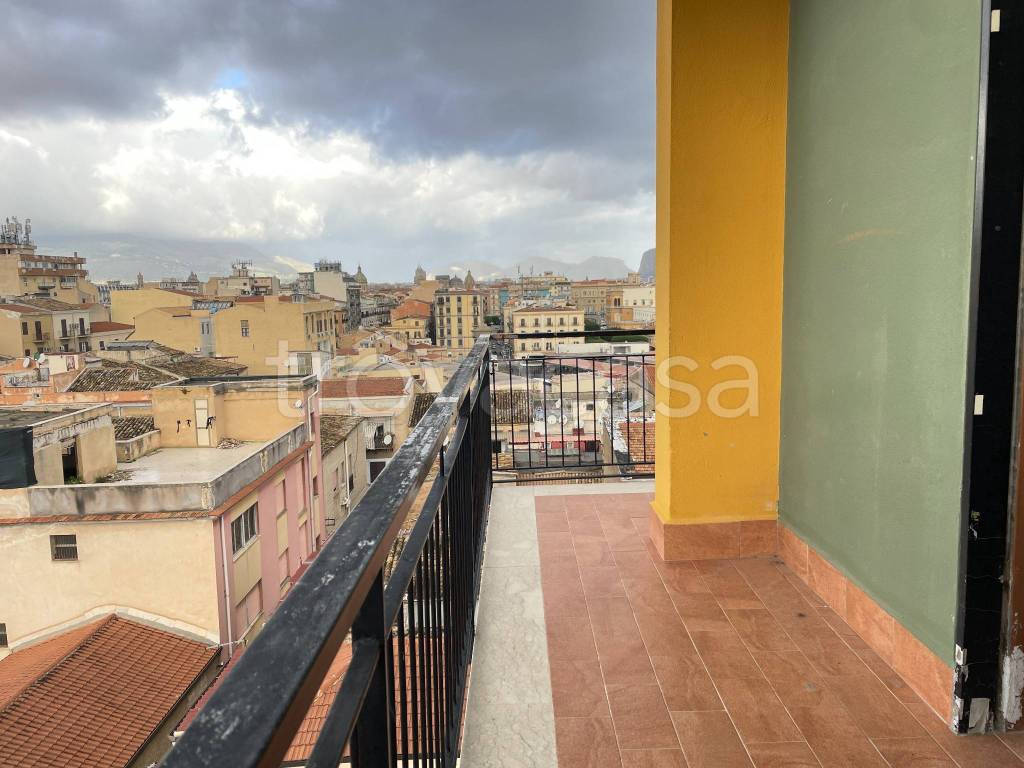 appartamento in vendita a Palermo in zona Oreto