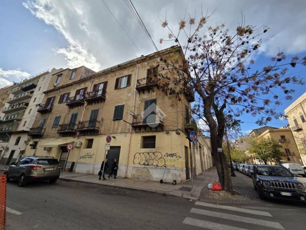 appartamento in vendita a Palermo in zona Acqua dei Corsari