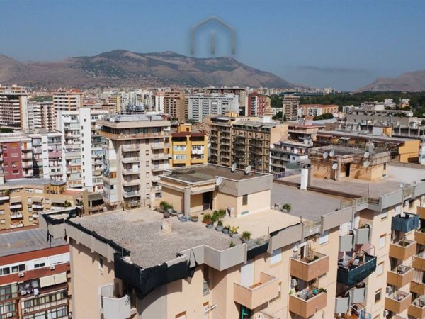 appartamento in vendita a Palermo in zona Montepellegrino