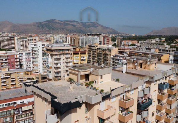 appartamento in vendita a Palermo in zona Montepellegrino