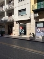 locale commerciale in vendita a Palermo
