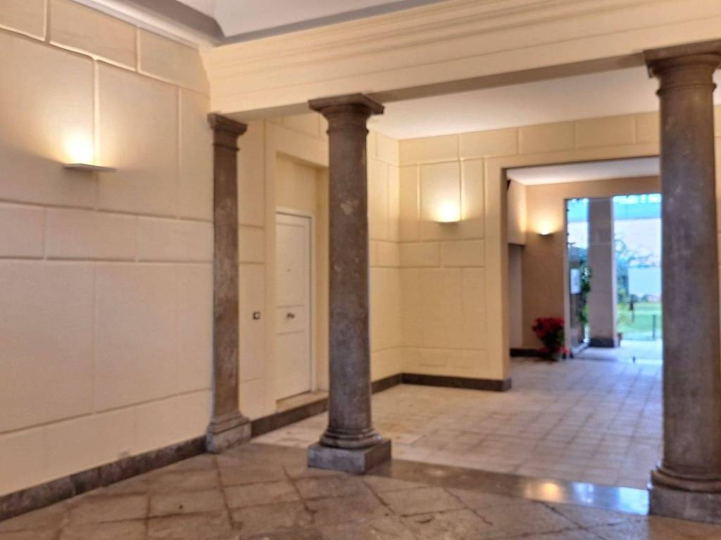 appartamento in vendita a Palermo in zona Malaspina/Palagonia