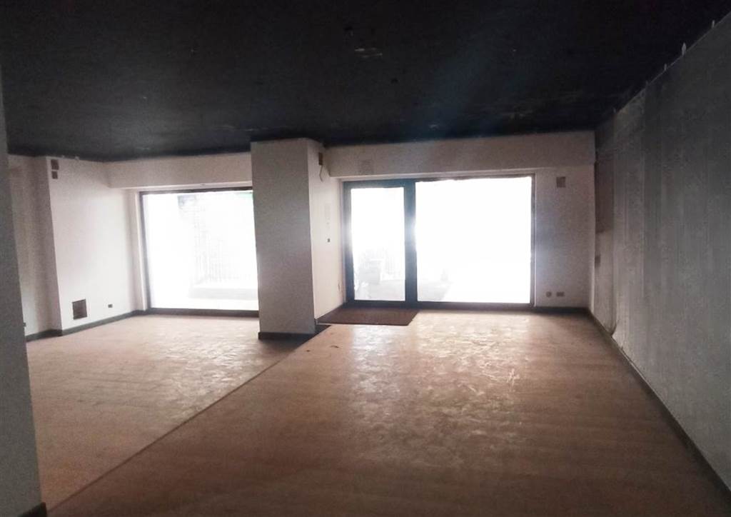 negozio in vendita a Palermo in zona Libertà