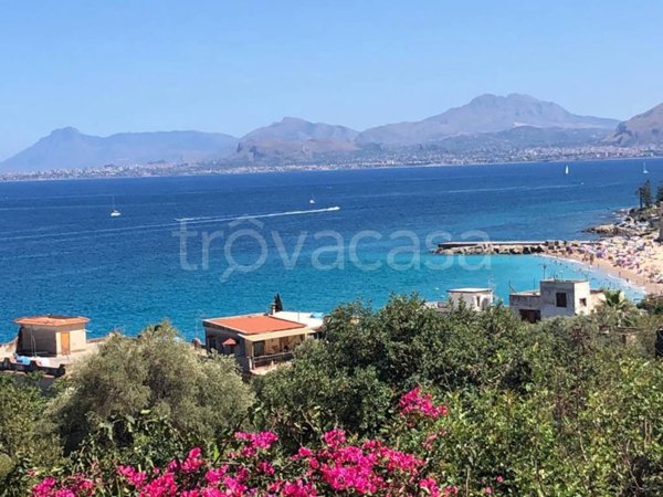 casa indipendente in vendita a Palermo in zona Libertà