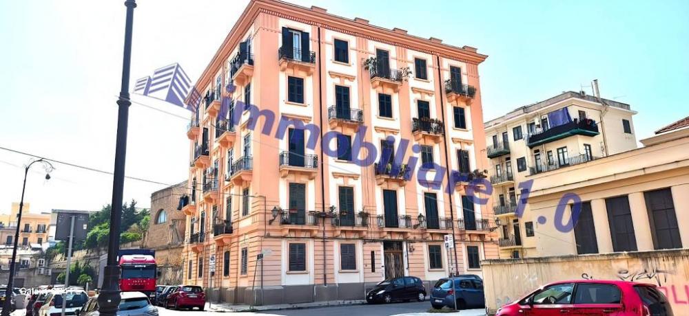 appartamento in vendita a Palermo in zona Centro storico