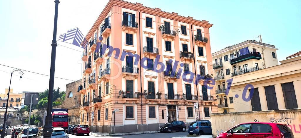 appartamento in vendita a Palermo in zona Centro storico