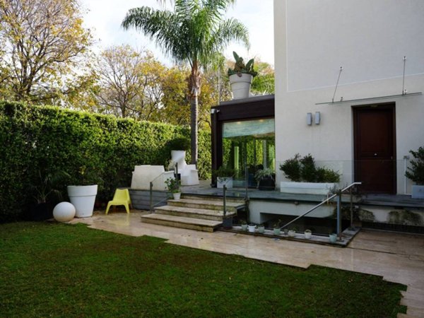 casa indipendente in vendita a Palermo in zona Mondello