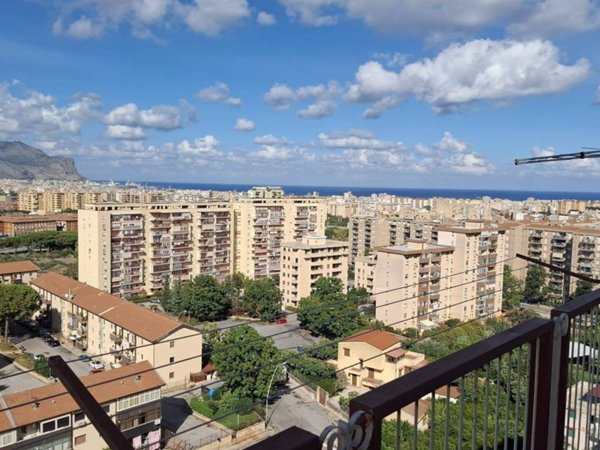 appartamento in vendita a Palermo in zona Villagrazia/Falsomiele