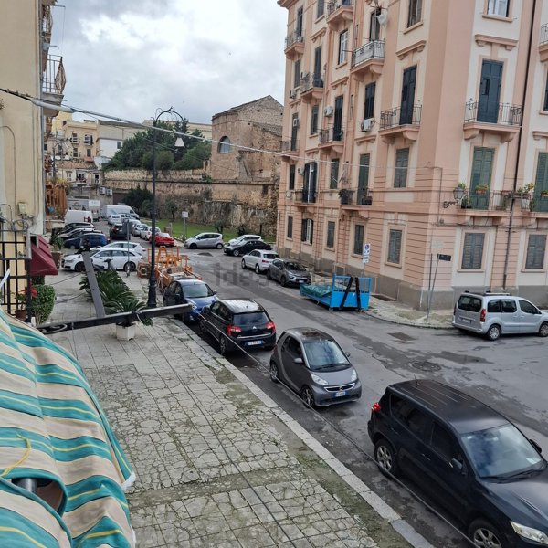 appartamento in vendita a Palermo in zona Centro storico