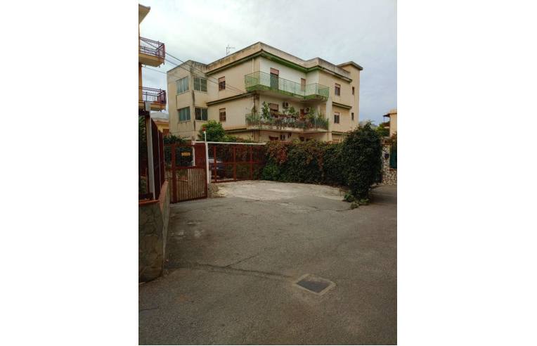appartamento in vendita a Palermo in zona Altarello