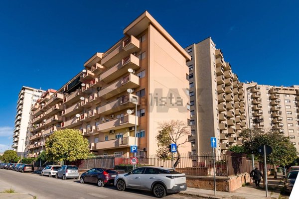 appartamento in vendita a Palermo in zona Resuttana