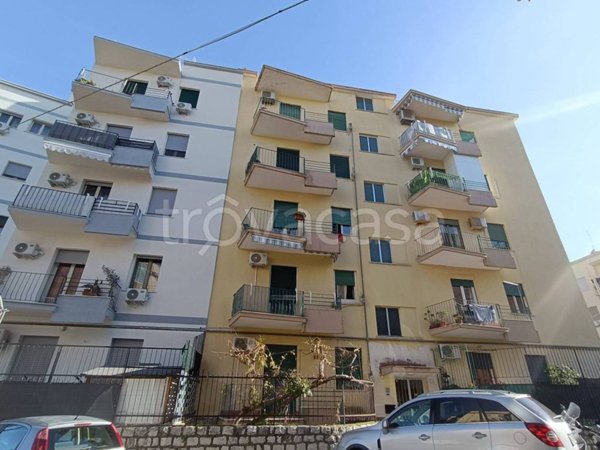 appartamento in vendita a Palermo in zona Montegrappa / Santa Rosalia