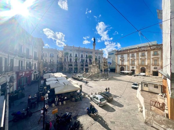 appartamento in vendita a Palermo in zona Centro storico