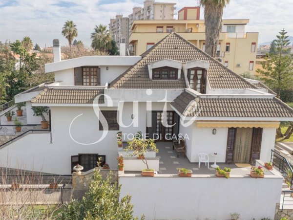 casa indipendente in vendita a Palermo in zona Uditore