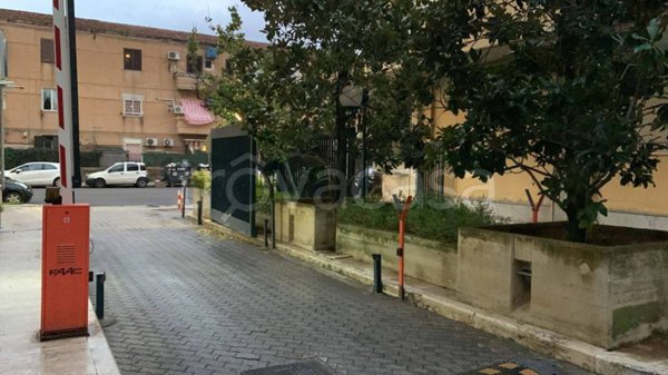 locale di sgombero in vendita a Palermo