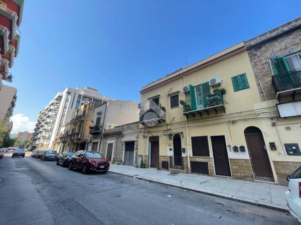 appartamento in vendita a Palermo in zona Resuttana