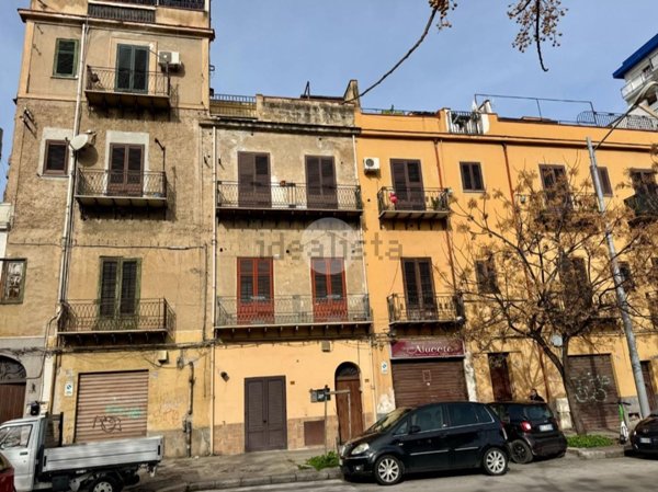 appartamento in vendita a Palermo in zona Mezzomonreale