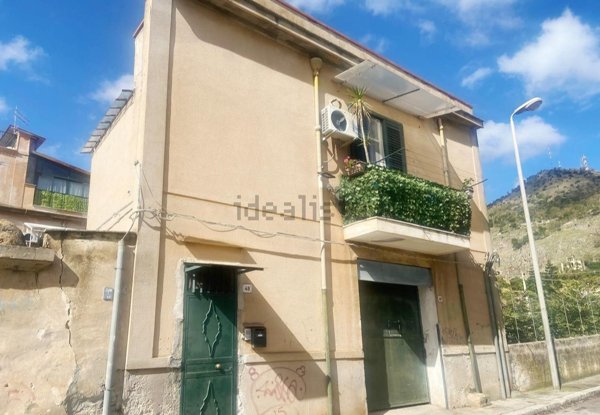 appartamento in vendita a Palermo in zona Montepellegrino