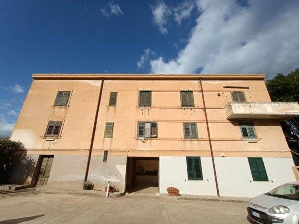 appartamento in vendita a Palermo in zona Chiavelli