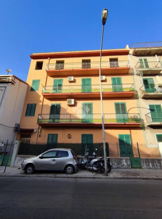 appartamento in vendita a Palermo in zona Brancaccio